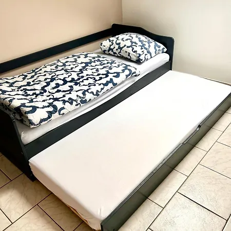 Geräumige Gemütliche In Düren-nähe Köln Und Aachen Apartment *